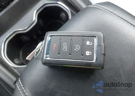 2024 Jeep Grand Cherokee Laredo 4X4 из США, поврежденный, VIN 1C4RJHAG3RC141834